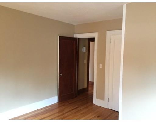 72 Parkerview St, Springfield, MA 01129 photo 14