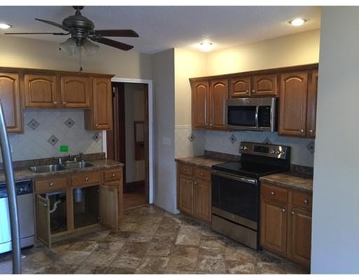 72 Parkerview St, Springfield, MA 01129 photo 5