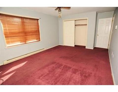 35 Darrow St, Worcester, MA 01606 photo 5