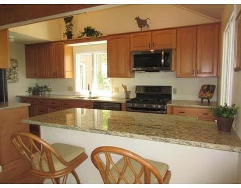47 Arnold Rd, Pelham, MA 01002 photo 12