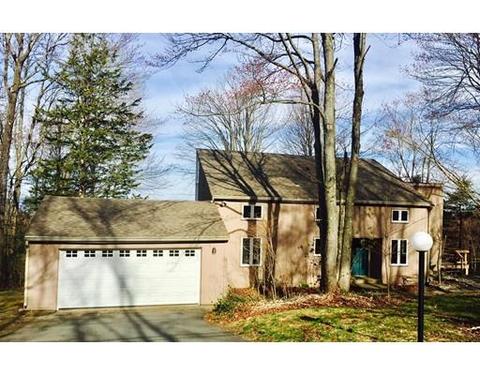47 Arnold Rd, Pelham, MA 01002 photo 1