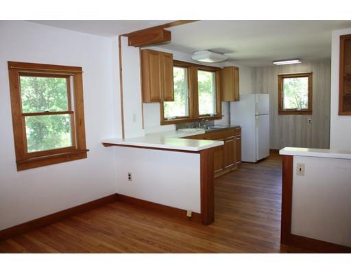 46 Sumner St, Gloucester, MA 01930 photo 9