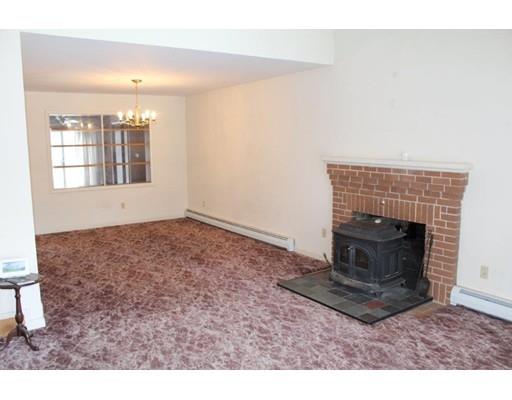 82 Common St, Barre, MA 01005 photo 5