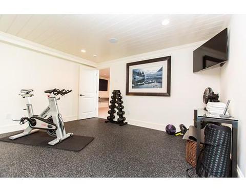 35 Hundreds Rd, Wellesley, MA 02482 photo 21