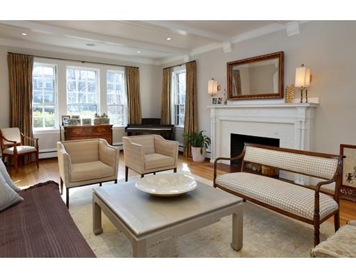 135 Willard Rd, Brookline, MA 02445 photo 2