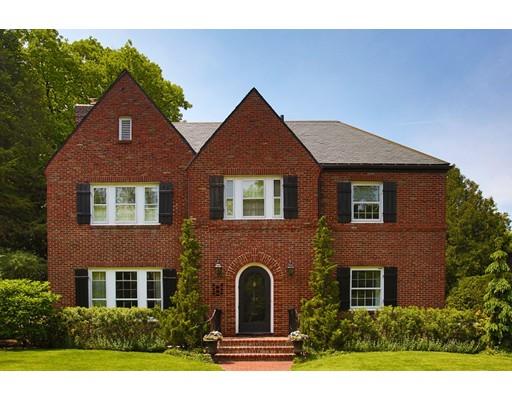 135 Willard Rd, Brookline, MA 02445 photo 1