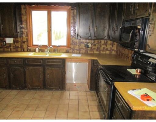 301 Mendall Rd, Acushnet, MA 02743 photo 9