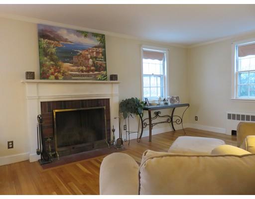 44 Spruce St, Milton, MA 02186 photo 2