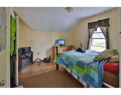 80 Fairlawn Ave, Woonsocket, RI 02895 photo 16