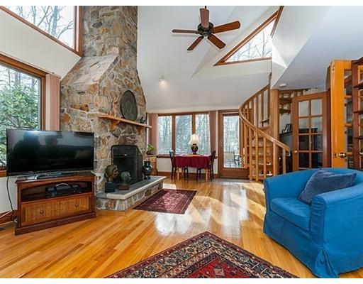 422 Britton Rd, Barre, MA 01005 photo 1