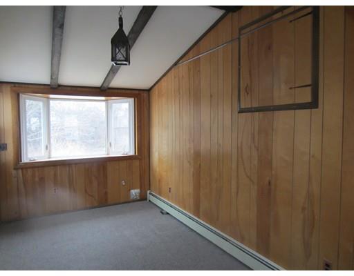 30 Macarthur Rd, Beverly, MA 01915 photo 2