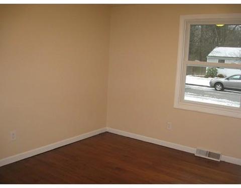 31 Entrybrook Dr, Springfield, MA 01108 photo 15