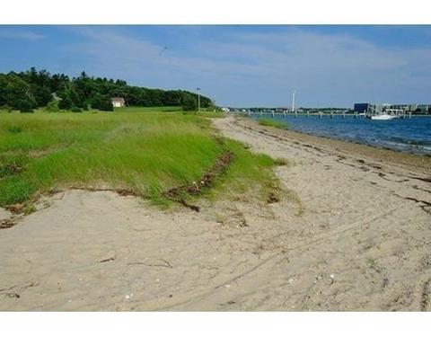 13 Pine Tree Dr, Buzzards Bay, MA 02532 photo 2
