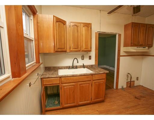 31 Nelson St, Webster, MA 01570 photo 6