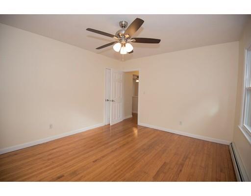 7 Day Ln, Webster, MA 01570 photo 9