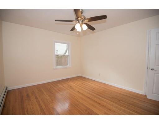 7 Day Ln, Webster, MA 01570 photo 10