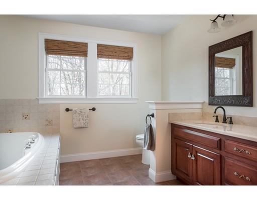 31 Prospect St, Upton, MA 01568 photo 17