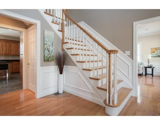 31 Prospect St, Upton, MA 01568 photo 4