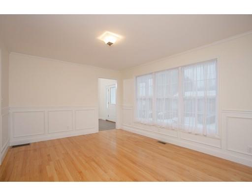 29 Taft Ln, Dedham, MA 02026 photo 7