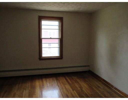 17 Vecchia St, Webster, MA 01570 photo 16