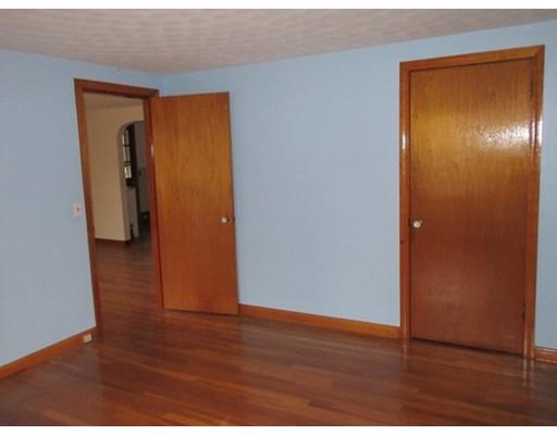 17 Vecchia St, Webster, MA 01570 photo 14