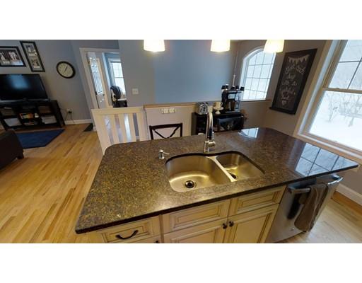 1 Evelyn St, Hooksett, NH 03106 photo 4