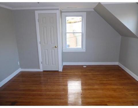 74 Glenham St, Springfield, MA 01104 photo 11
