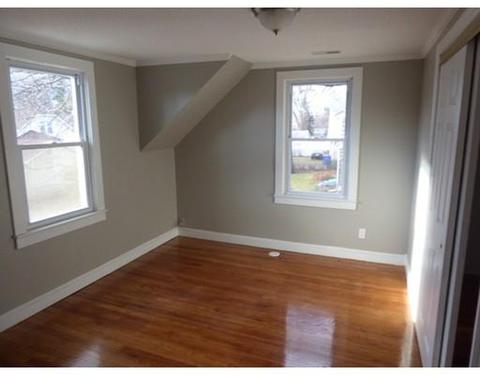 74 Glenham St, Springfield, MA 01104 photo 10