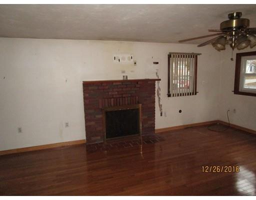 5 Parkwood Dr, Wareham, MA 02571 photo 3