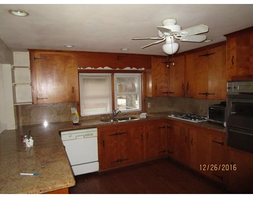 5 Parkwood Dr, Wareham, MA 02571 photo 5