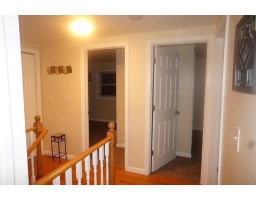 8 Oliver St, Chicopee, MA 01020 photo 7