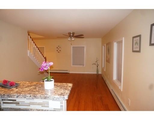 8 Oliver St, Chicopee, MA 01020 photo 4