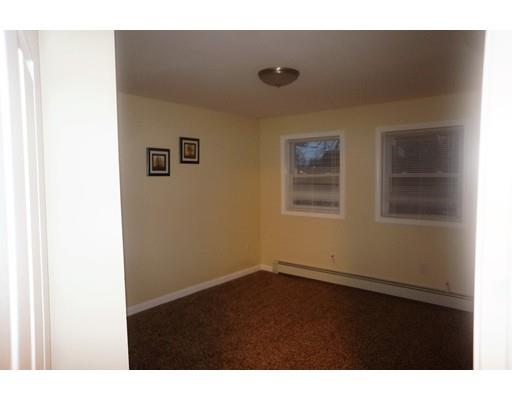 8 Oliver St, Chicopee, MA 01020 photo 14