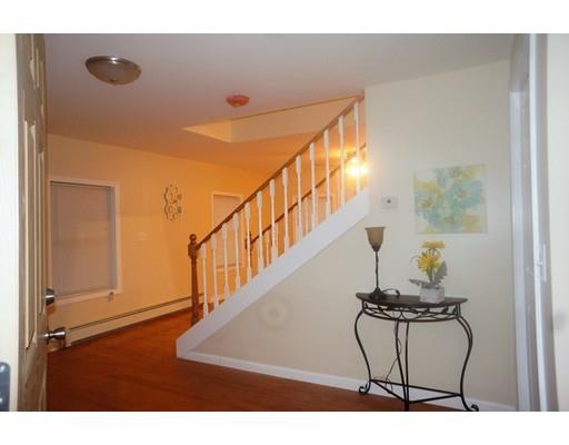 8 Oliver St, Chicopee, MA 01020 photo 17