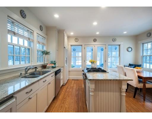 6 Leavitt St, Hingham, MA 02043 photo 2