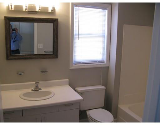 1810 Highland Ave #4B, Fall River, MA 02720 photo 9