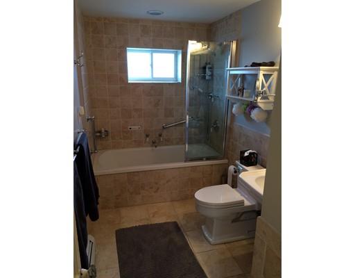 100 Salisbury Rd, Brookline, MA 02445 photo 17