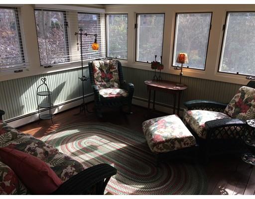 100 Salisbury Rd, Brookline, MA 02445 photo 8