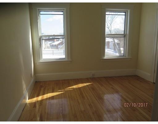 21 May, Worcester, MA 01610 photo 12