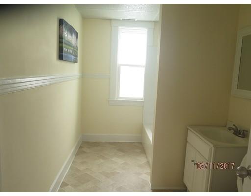21 May, Worcester, MA 01610 photo 17