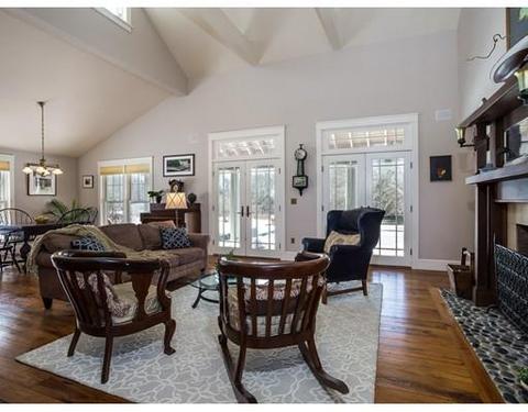 45 Burchard Ave, Little Compton, RI 02837 photo 16