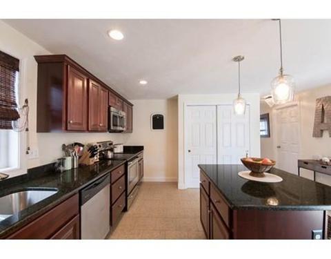 91 Bronson St, Fall River, MA 02721 photo 17