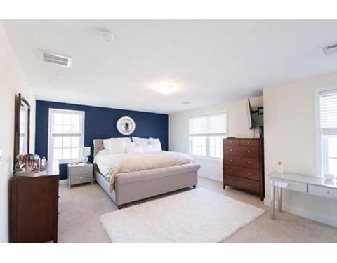 91 Bronson St, Fall River, MA 02721 photo 3