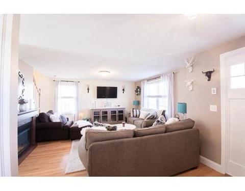 91 Bronson St, Fall River, MA 02721 photo 12