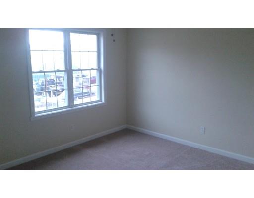 30 Crawford St #B, Fall River, MA 02724 photo 5