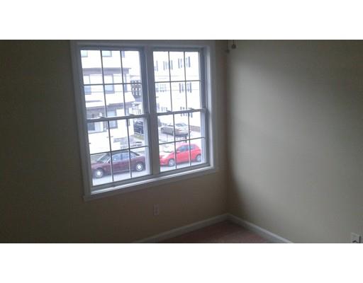 30 Crawford St #B, Fall River, MA 02724 photo 9