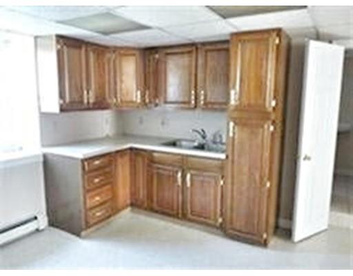 11 Emerson St, Worcester, MA 01604 photo 10