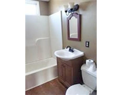 11 Emerson St, Worcester, MA 01604 photo 5