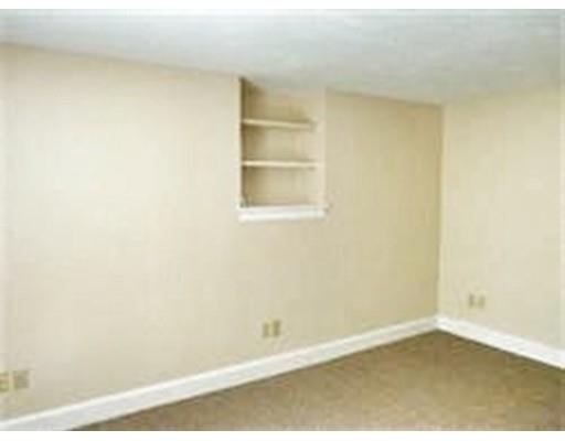 11 Emerson St, Worcester, MA 01604 photo 12