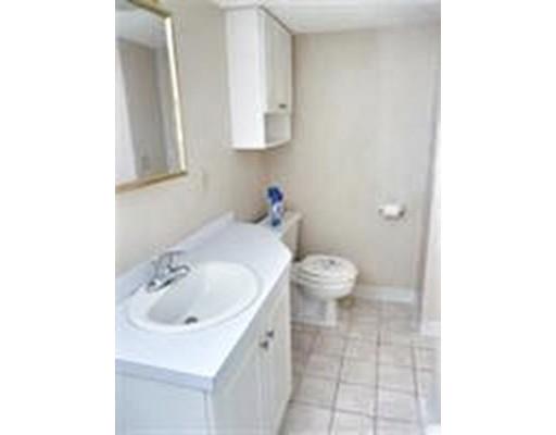 11 Emerson St, Worcester, MA 01604 photo 11